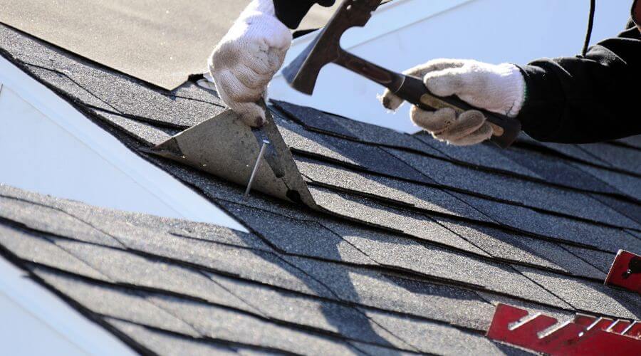 Professional New roof installation in Hartsburg, IL